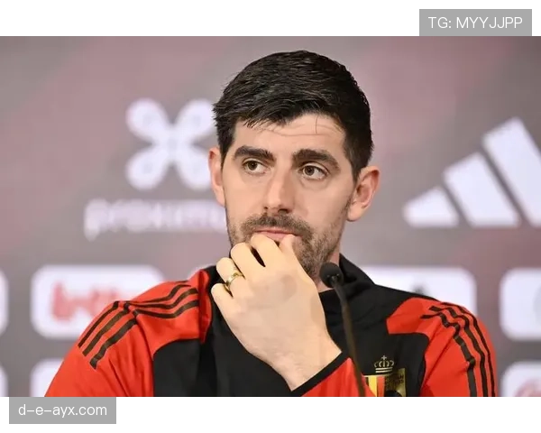 库尔图瓦创纪录！最年轻门将闪耀赛场，职业生涯迎来新里程碑