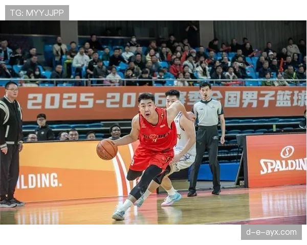 新援首秀即建功，助球队斩获开门红，状态回暖引期待