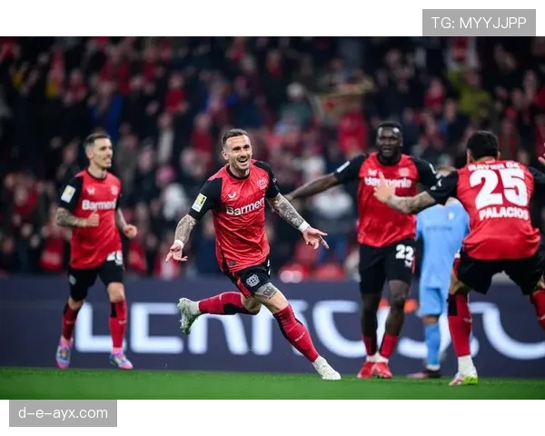 德甲铁血防线助球队状态回升,争冠希望重燃 德甲铁血防线助球队状态回升,争冠希望重燃