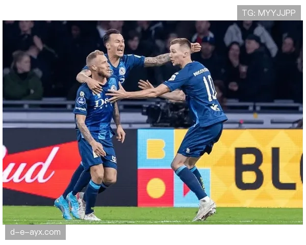 乌德勒支中场表现稳健，出色组织能力助球队豪取连胜