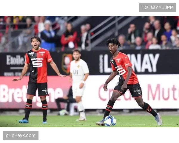 卡马文加：反抢+推进一体化的中场特点成型