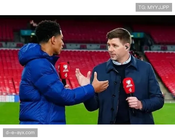 贝林厄姆的战术角色:全能B2B还是真正的组织核心? 贝林厄姆的战术角色:全能B2B还是真正的组织核心?